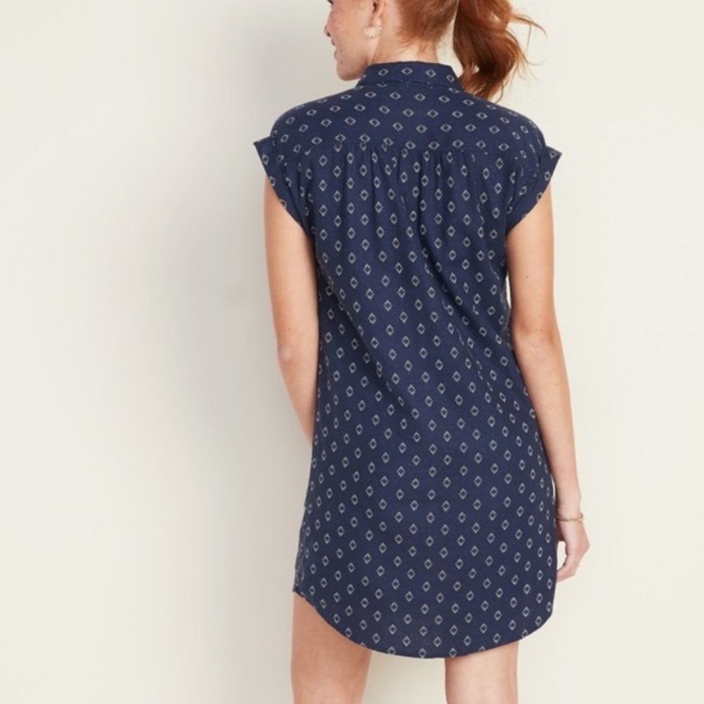 Old Navy Linen-Blend Shirt Dress - Picture 2 of 9